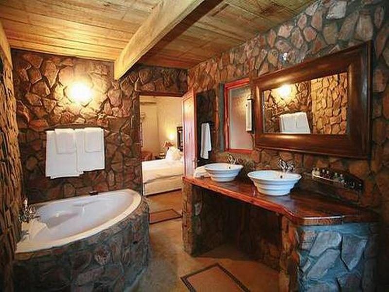 Casa de banho de estilo rústico